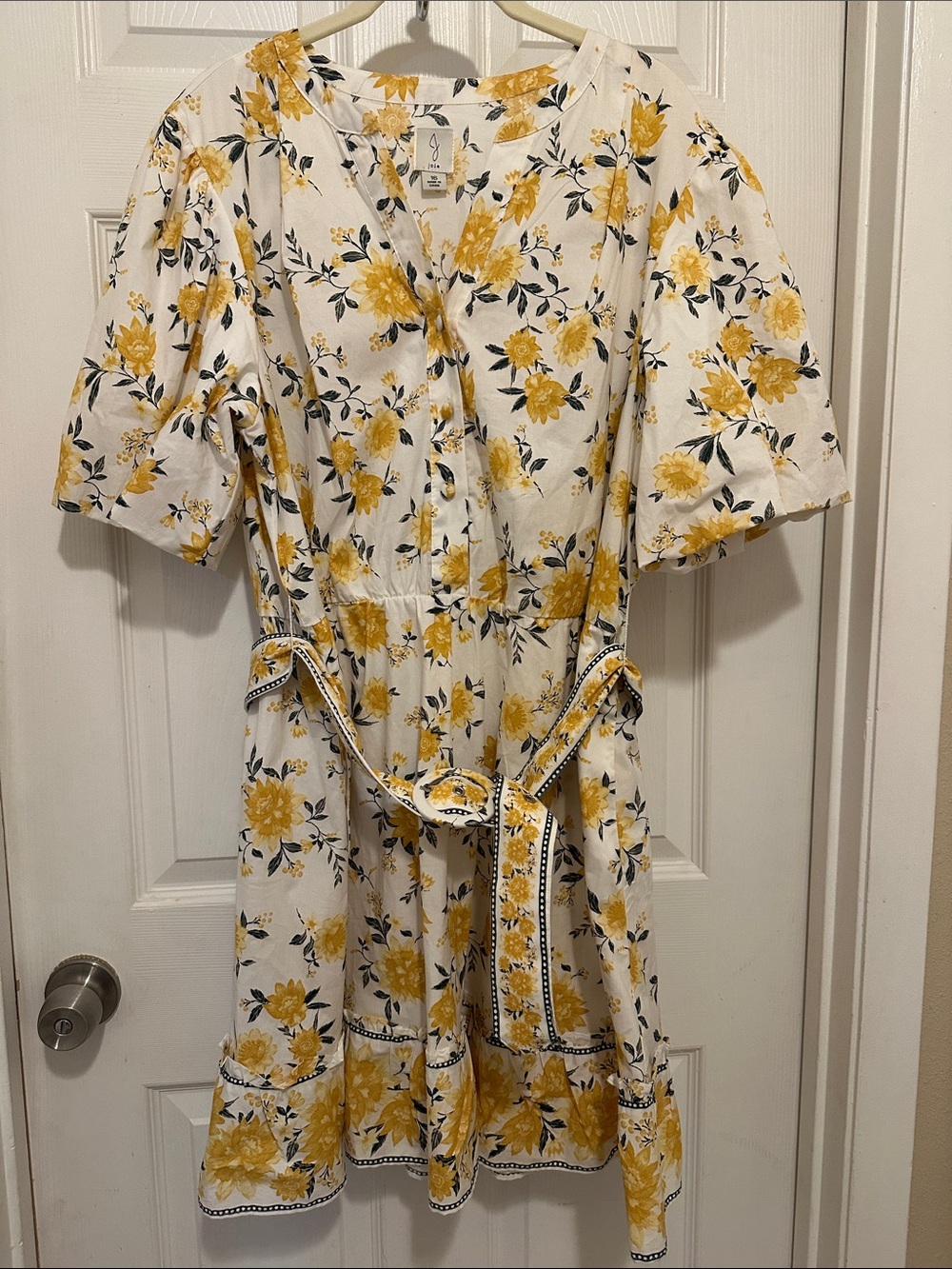 Joie Dress Yellow Floral Print, pockets and belt 🌻💛🌻💛